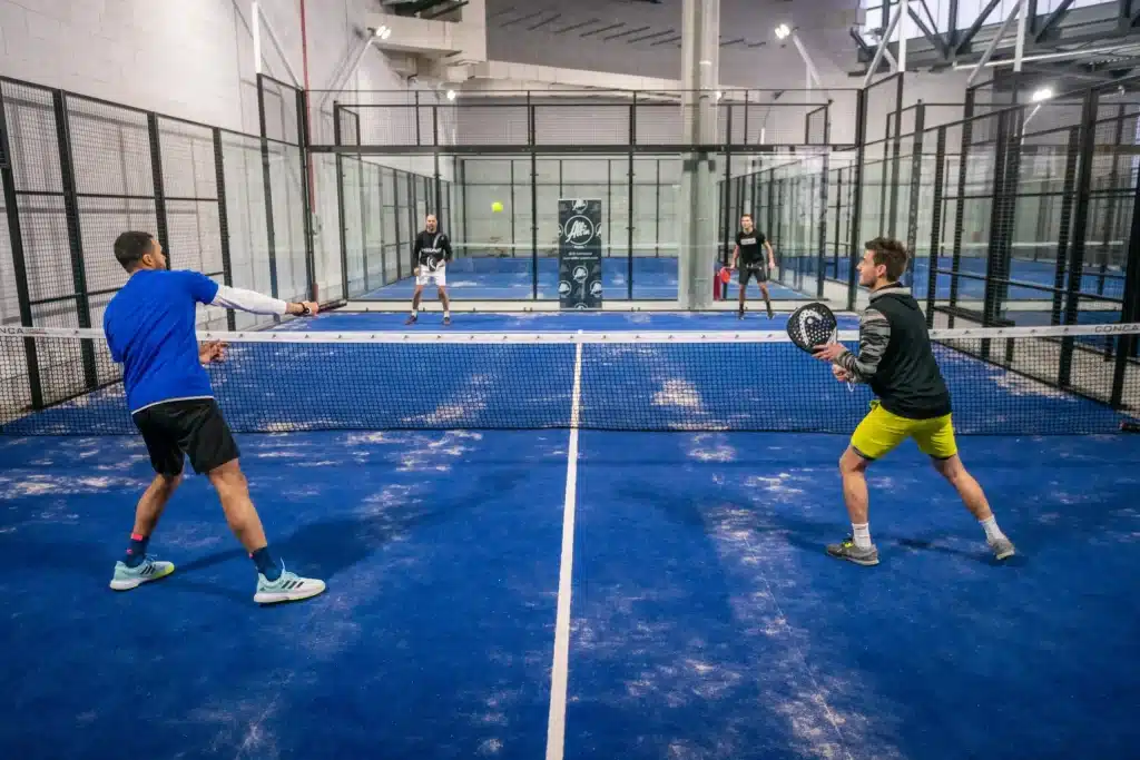 Un court All in Padel à OL Vallée | All In Group